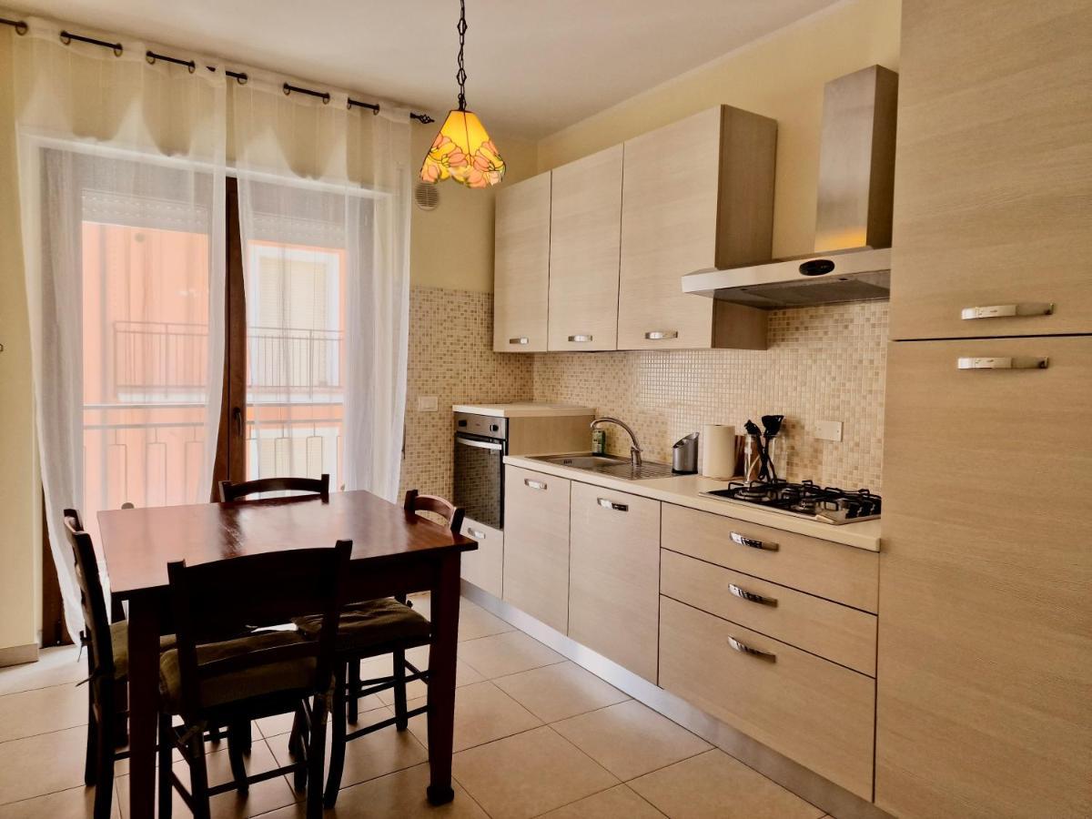 ל'אקווילה La Chiostrina By Tramonti Apartments מראה חיצוני תמונה