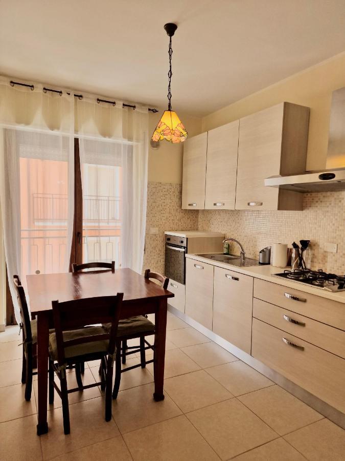 ל'אקווילה La Chiostrina By Tramonti Apartments מראה חיצוני תמונה